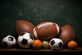 詹姆斯：我在季前赛坐板凳席上吃个水果 都被前湖人球员批评